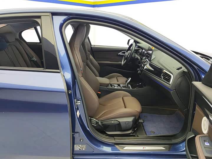 Фото 8 - BMW 1 Series