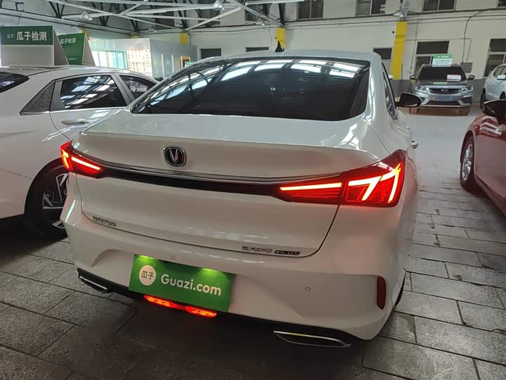 Фото 6 - Changan Eado Plus