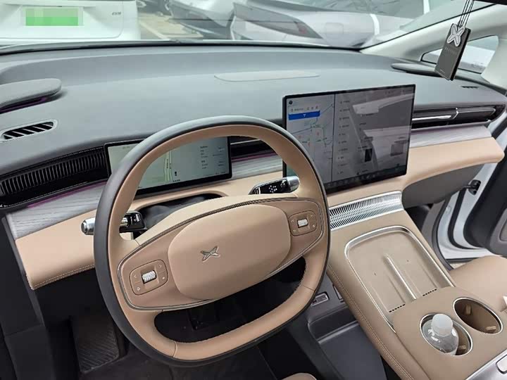 Фото 5 - XPeng X9