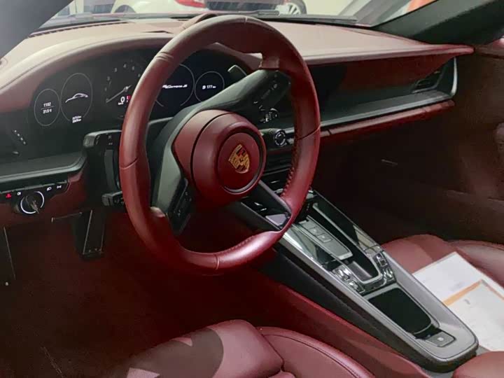 Фото 5 - Porsche 911