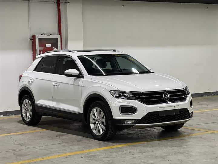 Фото 3 - Volkswagen T-Roc