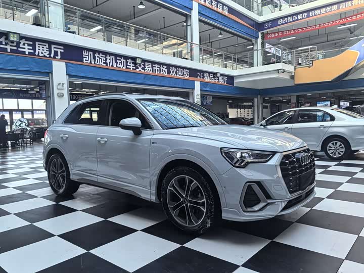 Фото 3 - Audi Q3