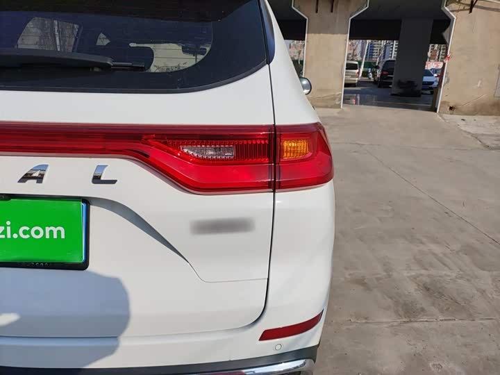 Фото 8 - Haval M6