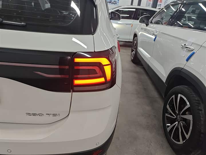 Фото 8 - Volkswagen T-Cross