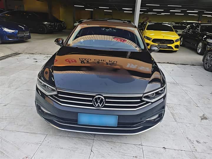 Фото 3 - Volkswagen Magotan