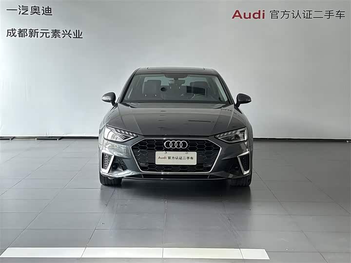 Фото 2 - Audi A4L