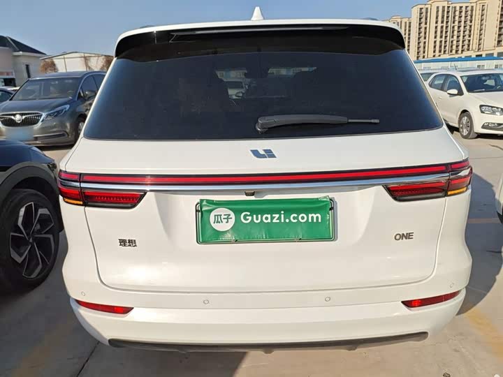 Фото 6 - LiXiang One