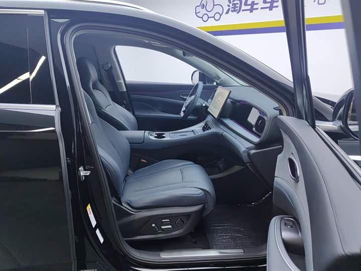 Фото 8 - BYD Sea Lion 07 DM-i Hybrid