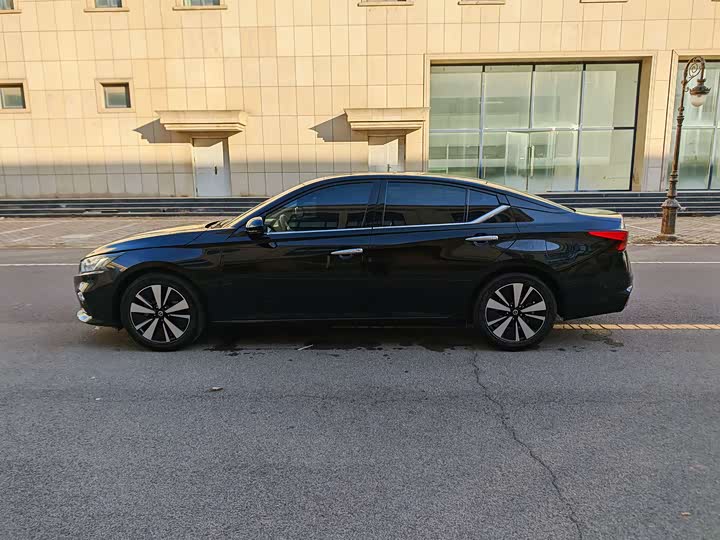 Фото 5 - Nissan Teana