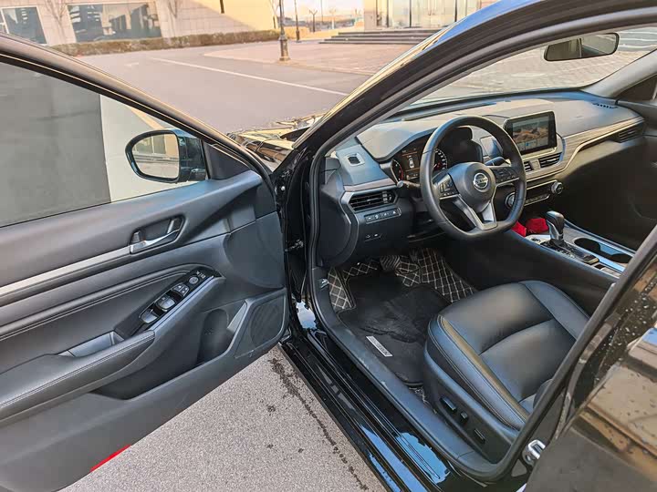 Фото 7 - Nissan Teana