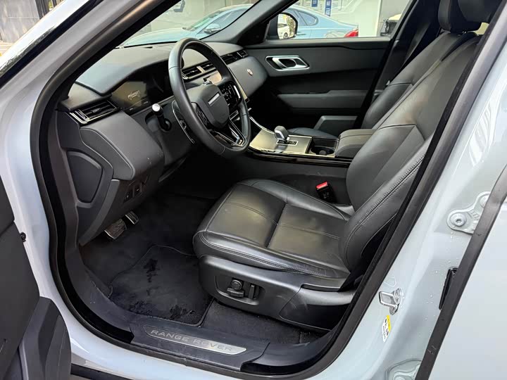 Фото 4 - Land Rover Range Rover Velar