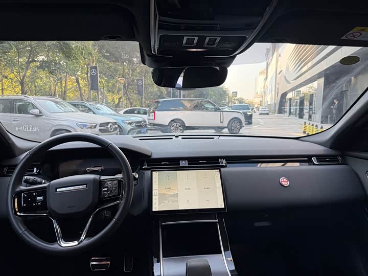 Фото 6 - Land Rover Range Rover Velar