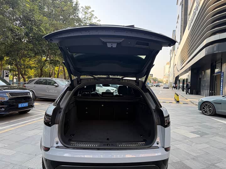 Фото 7 - Land Rover Range Rover Velar