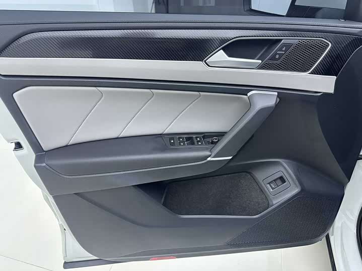 Фото 6 - Volkswagen Tayron