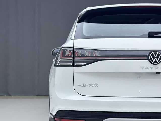 Фото 9 - Volkswagen Tayron