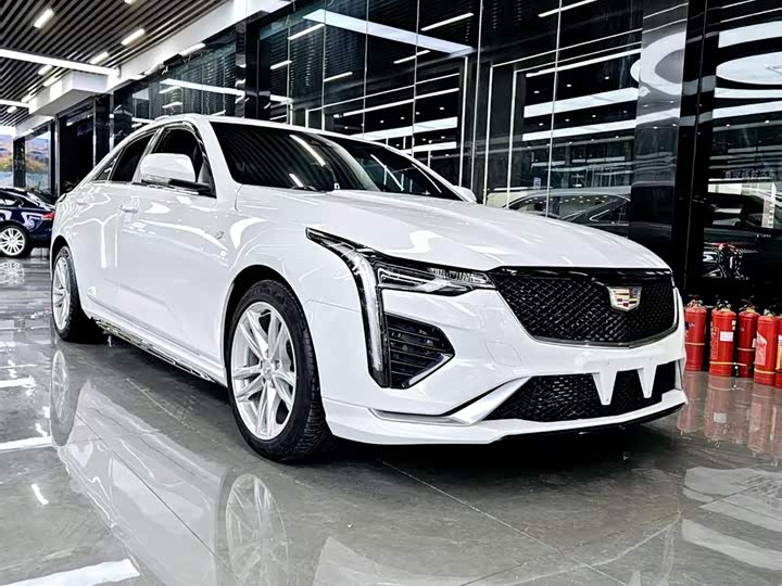 Фото 3 - Cadillac CT4