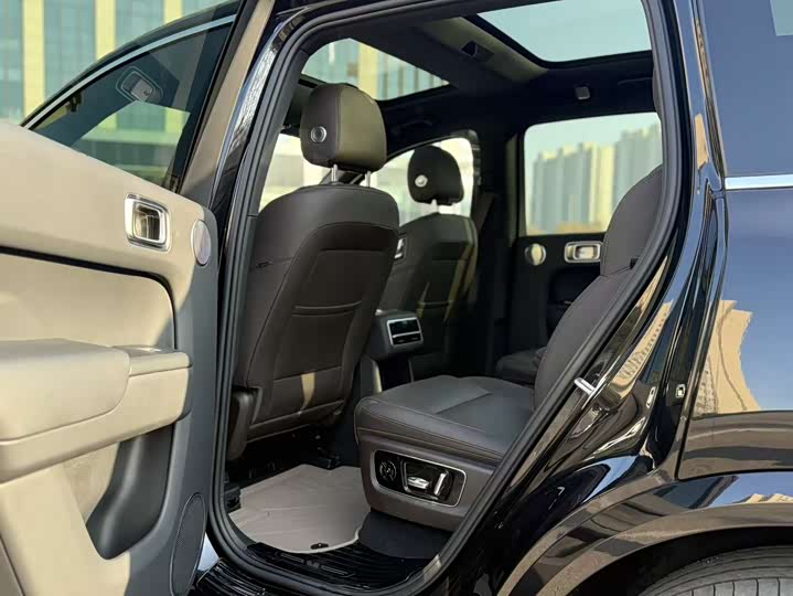 Фото 6 - LiXiang L8