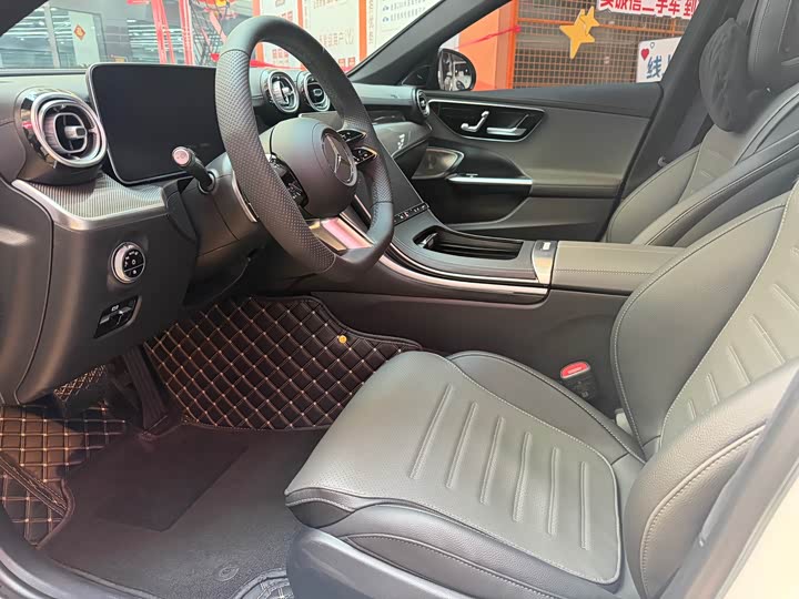 Фото 3 - Mercedes-Benz C-Class