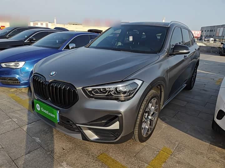 Фото 2 - BMW X1