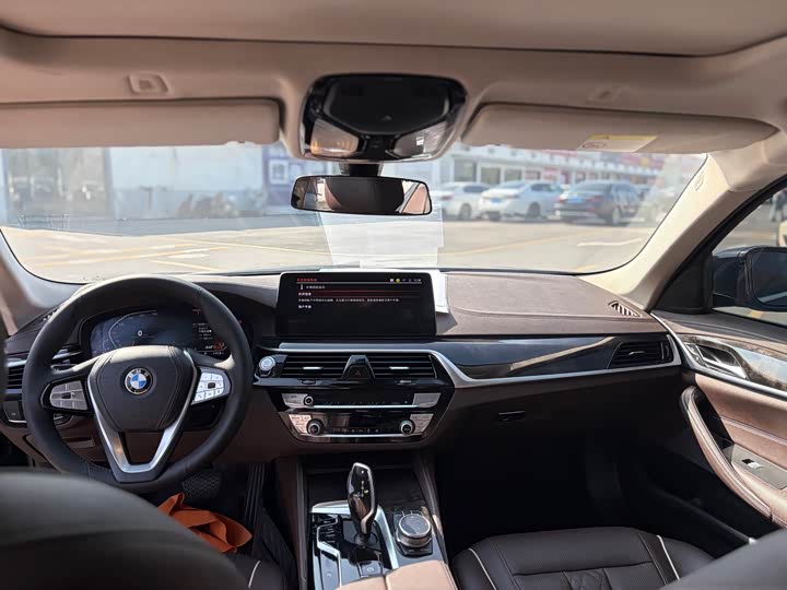 Фото 6 - BMW 5 Series
