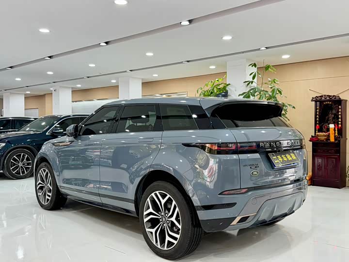 Фото 9 - Land Rover Range Rover Evoque L
