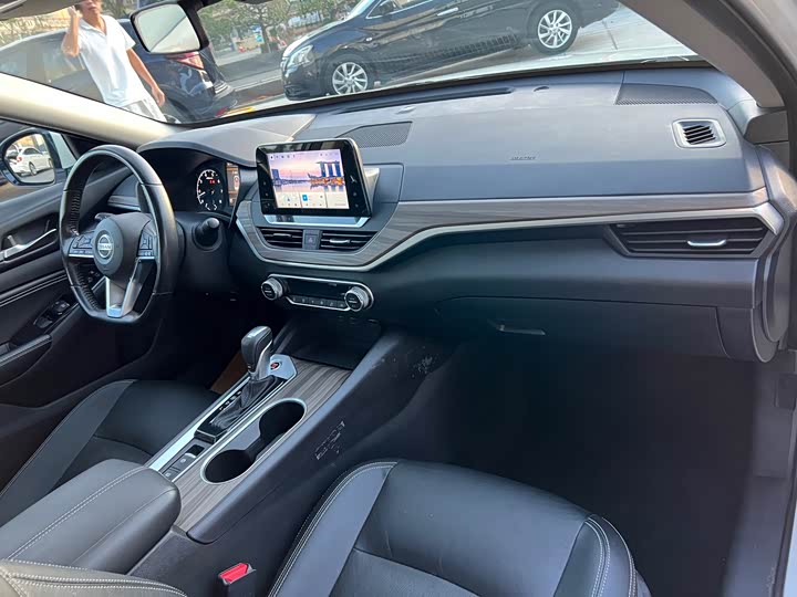 Фото 8 - Nissan Teana