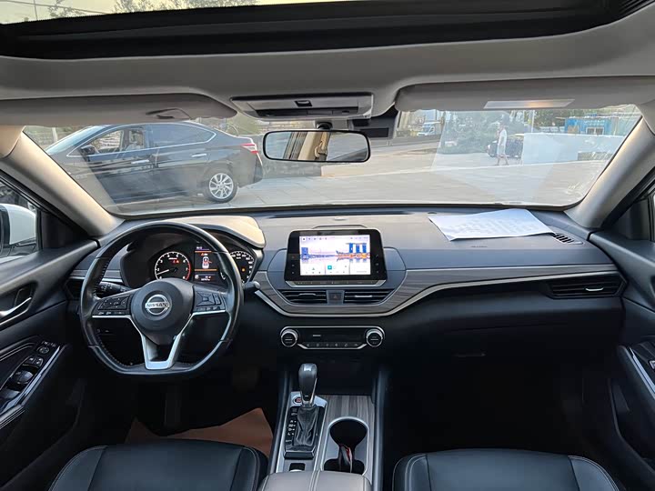 Фото 9 - Nissan Teana