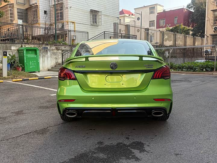 Фото 8 - MG Motor 6