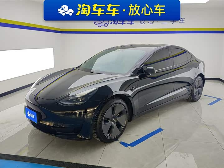 Фото 1 - Tesla Model 3