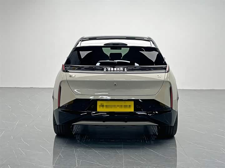 Фото 5 - Zeekr X