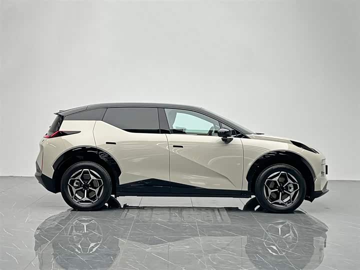 Фото 7 - Zeekr X