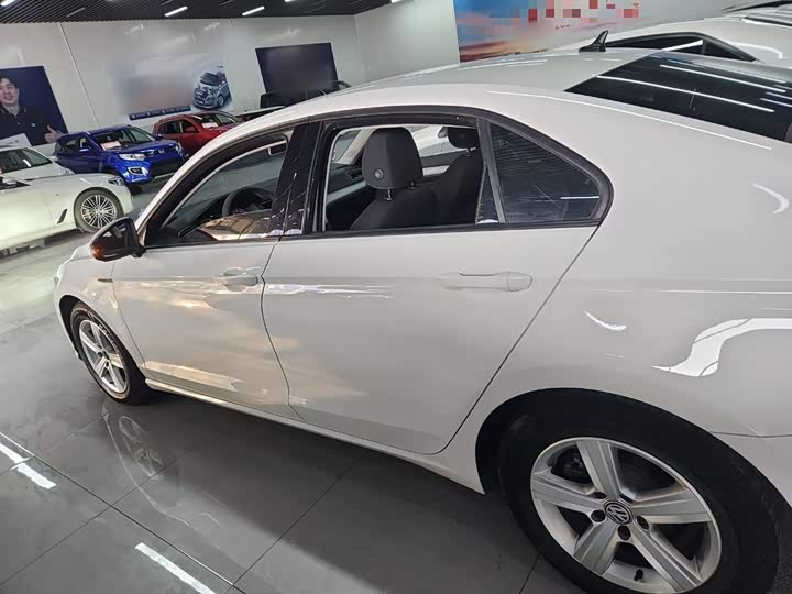 Фото 5 - Volkswagen Lamando L