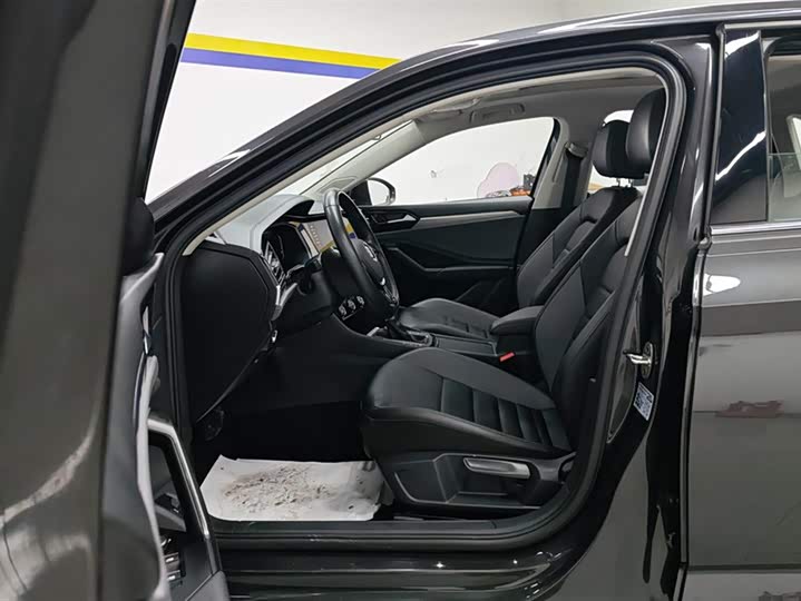 Фото 9 - Volkswagen Sagitar L