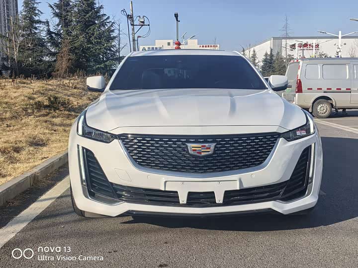 Фото 2 - Cadillac CT5