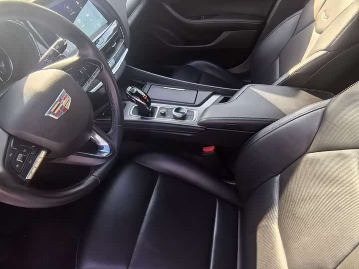 Фото 4 - Cadillac CT5