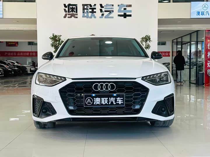 Фото 2 - Audi A4L