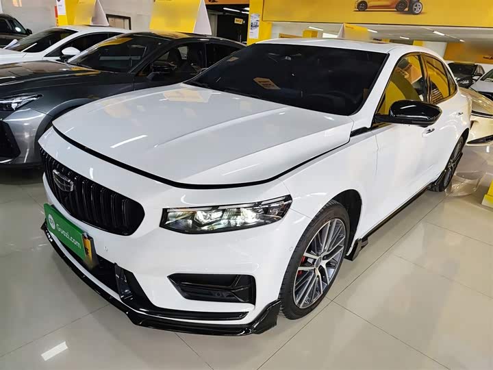 Фото 2 - Geely Preface