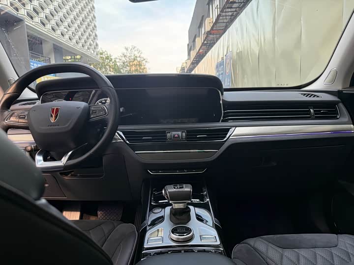 Фото 4 - Hongqi HS5