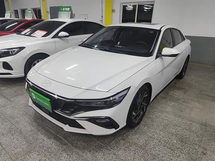 Фото 2 - Hyundai Elantra N line