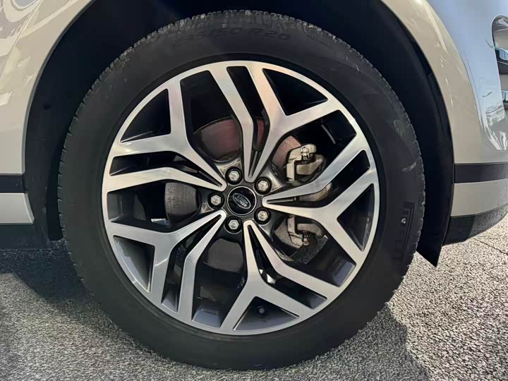 Фото 7 - Land Rover Range Rover Evoque L