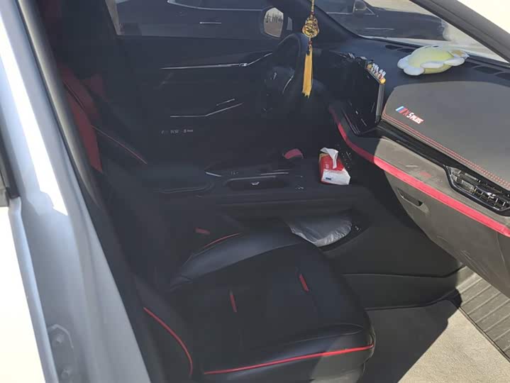 Фото 8 - Changan X5 Plus