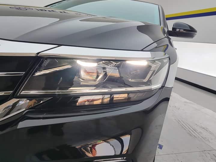 Фото 5 - Volkswagen Passat