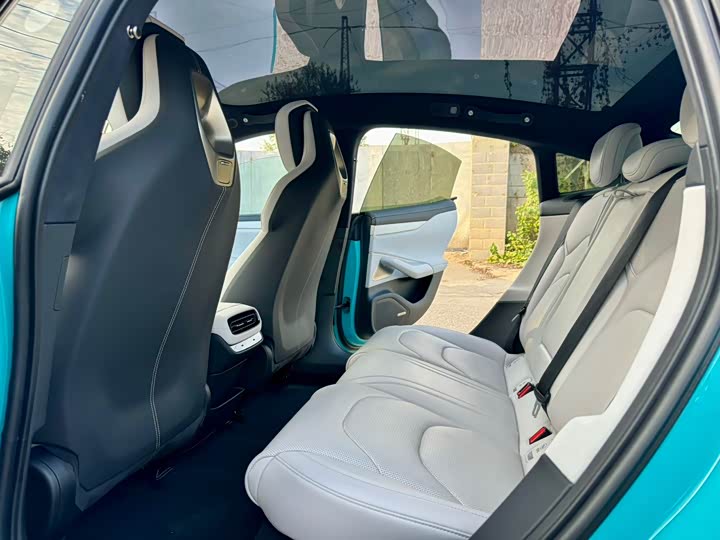 Фото 6 - Xiaomi SU7