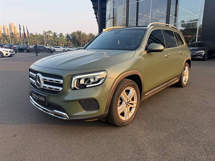 Фото 1 - Mercedes-Benz GLB-Class