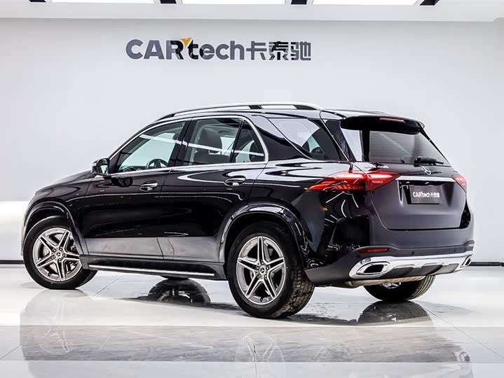 Фото 4 - Mercedes-Benz GLE-Class