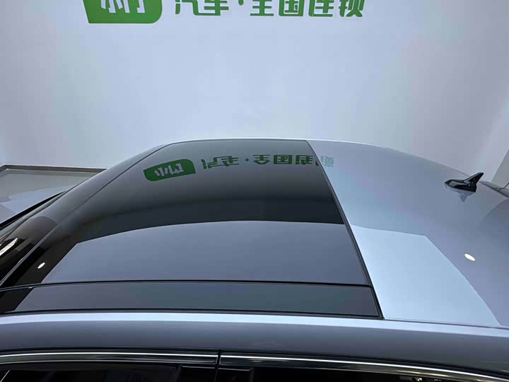 Фото 8 - Skoda Superb