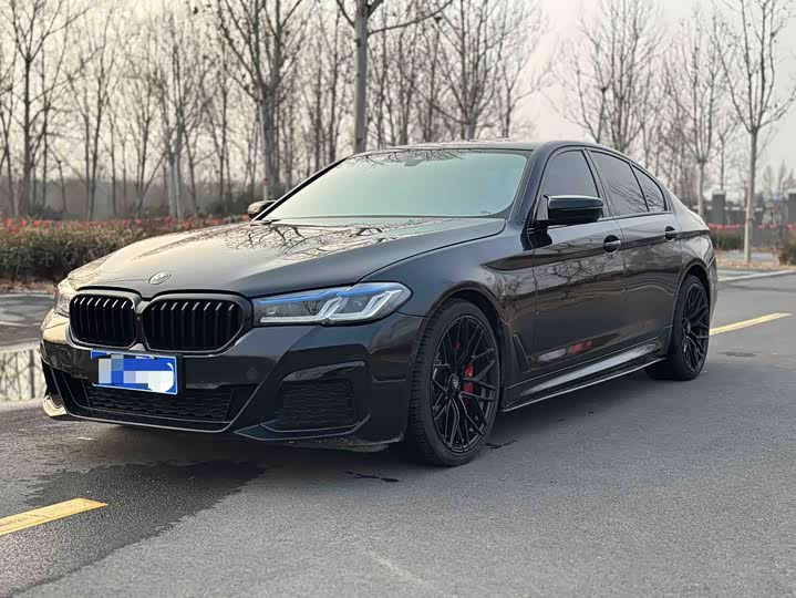 Фото 1 - BMW 5 Series