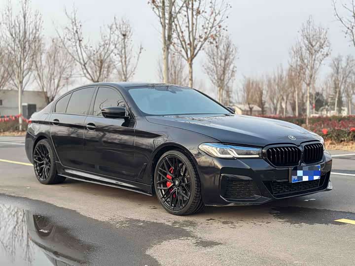 Фото 2 - BMW 5 Series
