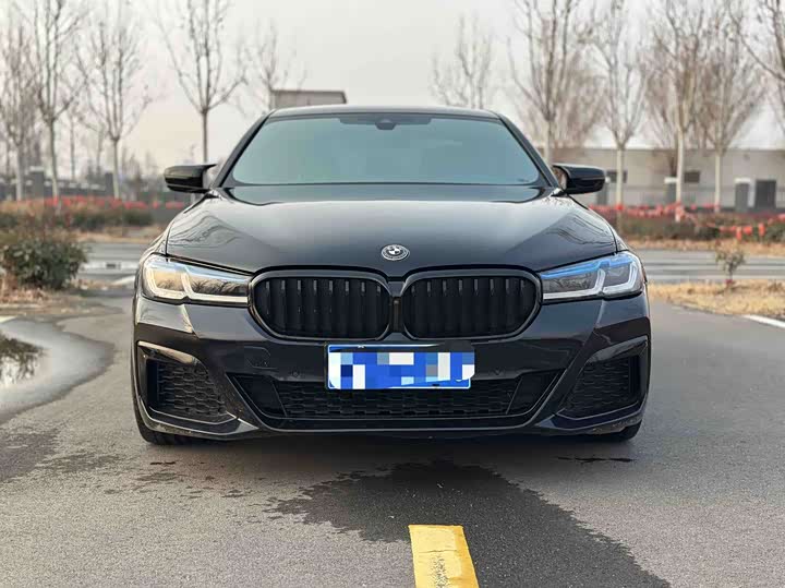 Фото 3 - BMW 5 Series