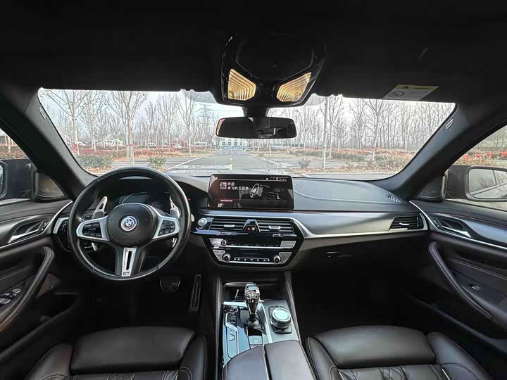 Фото 9 - BMW 5 Series